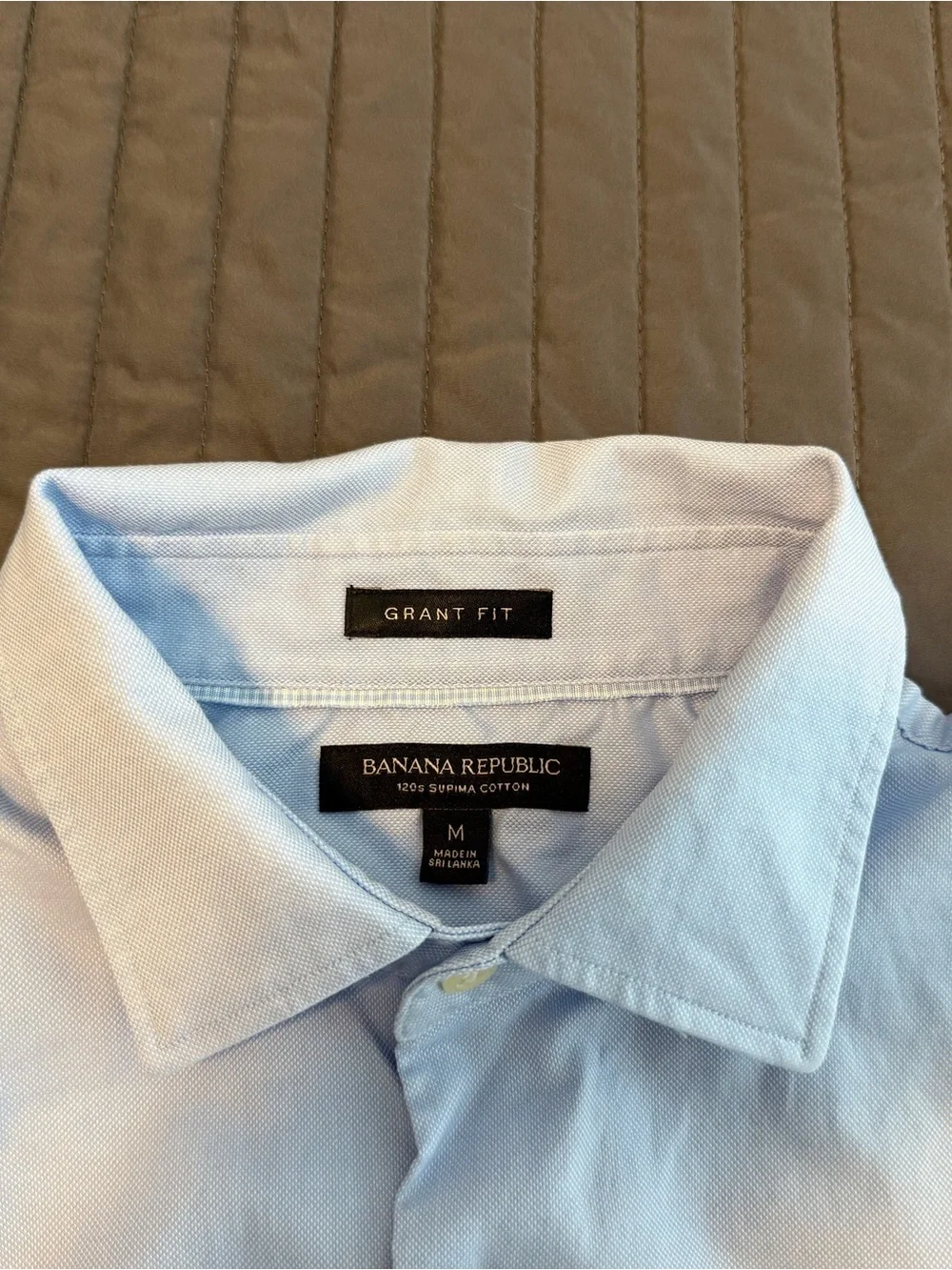 Banana Republic Light Blue Men's Dress Shirt - Grant Fit - Medium (M)